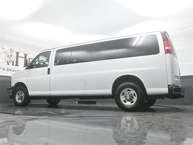 2024 Chevrolet Express LT