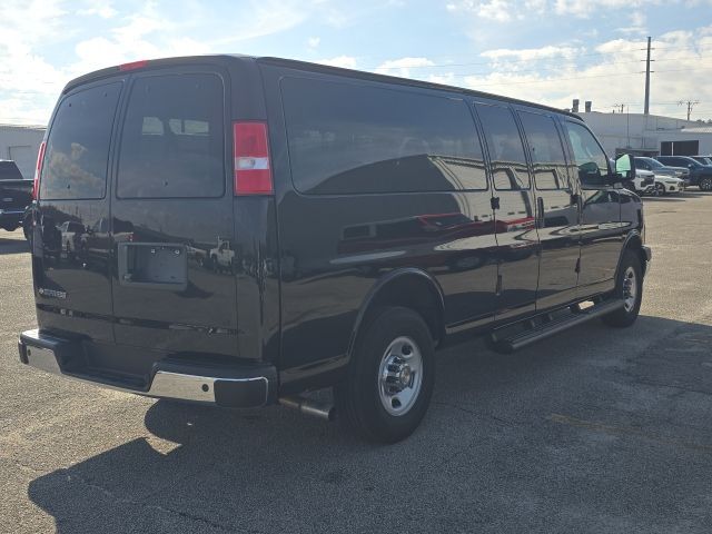 2024 Chevrolet Express LT