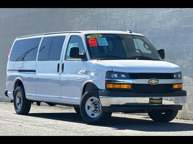 2024 Chevrolet Express LT