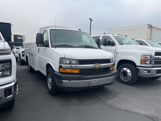 2024 Chevrolet Express Base