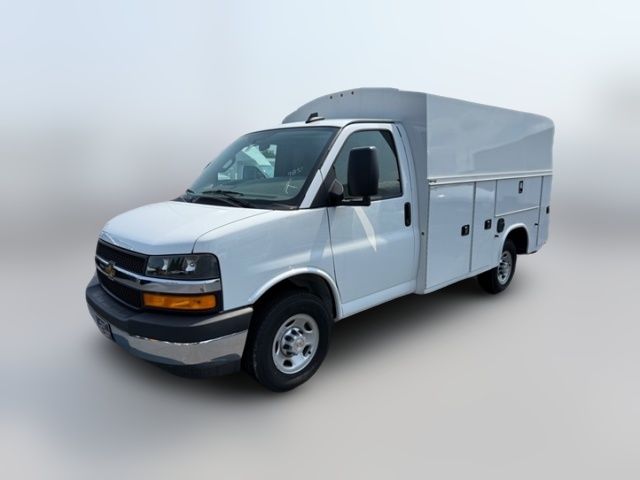 2024 Chevrolet Express Base
