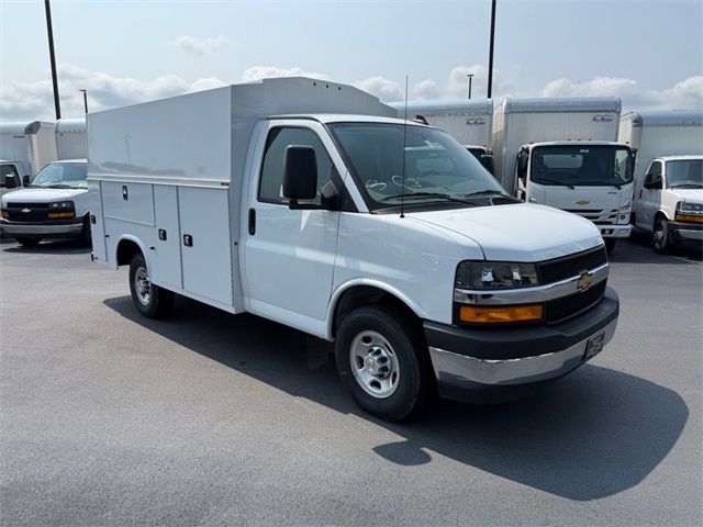 2024 Chevrolet Express Base