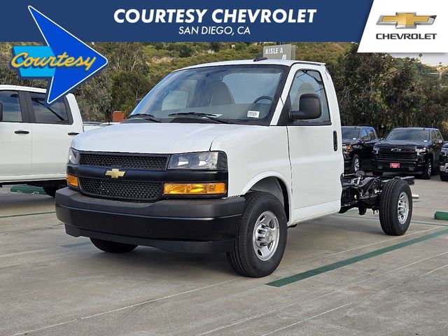 2024 Chevrolet Express Base