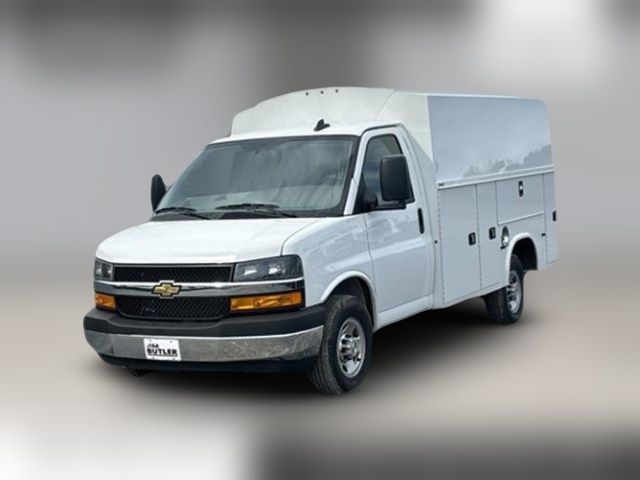 2024 Chevrolet Express Base