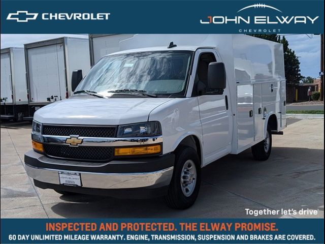 2024 Chevrolet Express Base