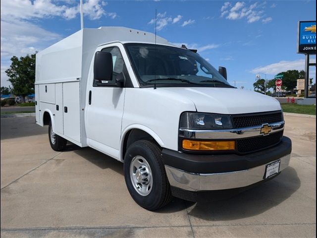 2024 Chevrolet Express Base