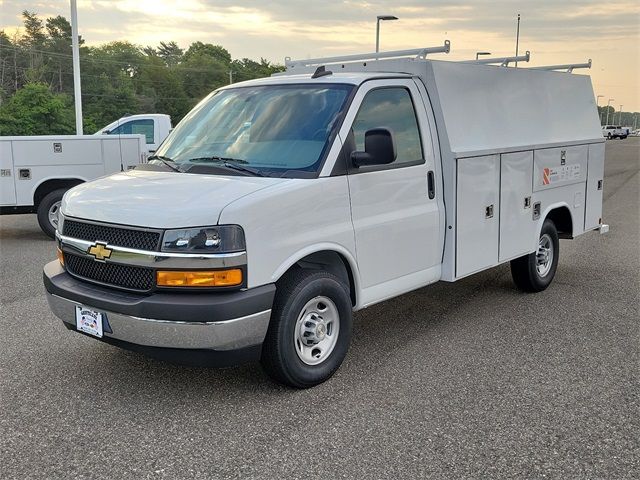 2024 Chevrolet Express Base