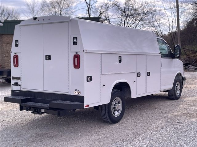 2024 Chevrolet Express Base