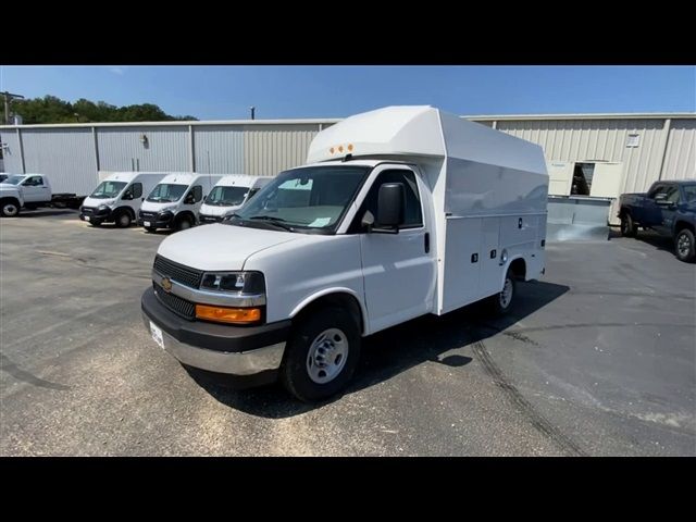 2024 Chevrolet Express Base