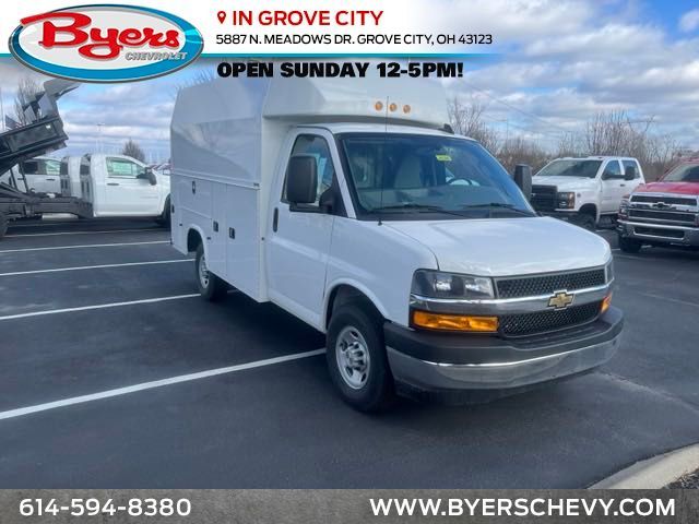 2024 Chevrolet Express Base