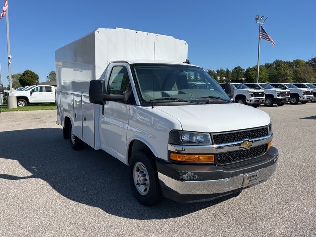 2024 Chevrolet Express Base