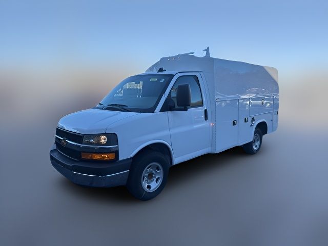 2024 Chevrolet Express Base