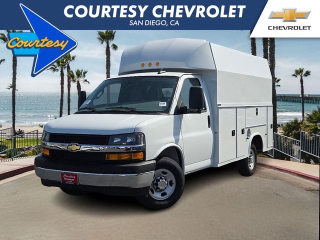 2024 Chevrolet Express Base