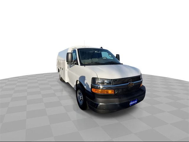 2024 Chevrolet Express Base