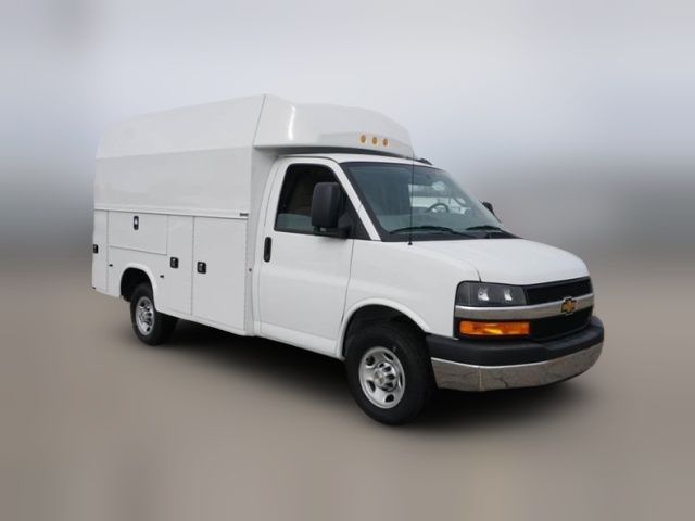 2024 Chevrolet Express Base