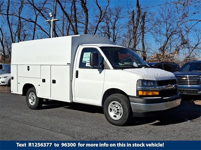 2024 Chevrolet Express Base