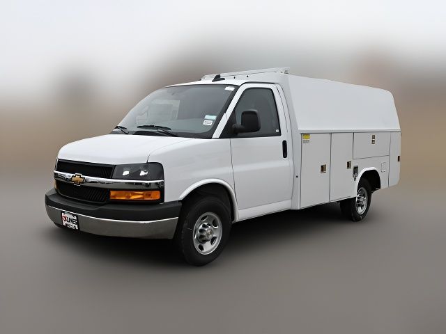 2024 Chevrolet Express Base