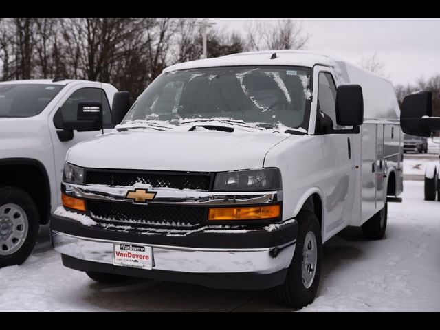 2024 Chevrolet Express Base