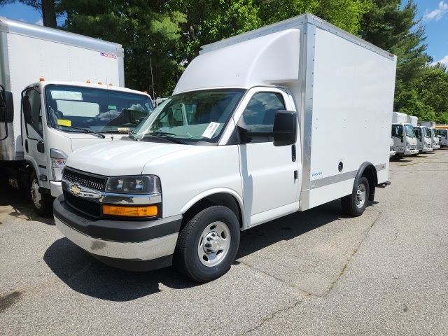 2024 Chevrolet Express Base