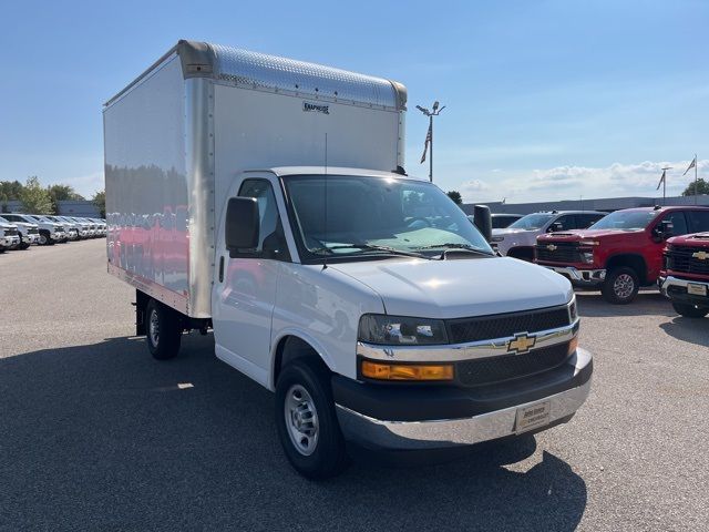 2024 Chevrolet Express Base