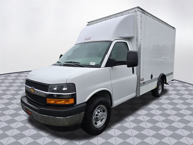 2024 Chevrolet Express Base