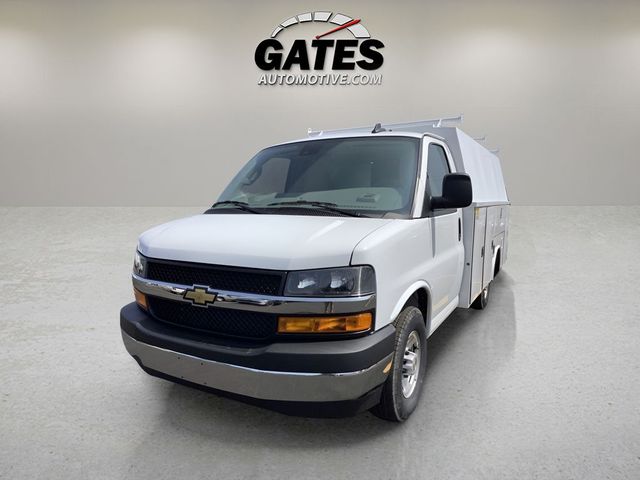 2024 Chevrolet Express Base