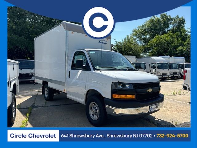 2024 Chevrolet Express Base