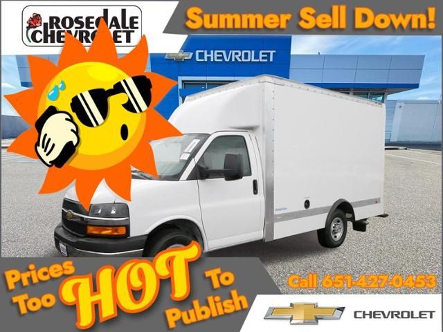 2024 Chevrolet Express Base