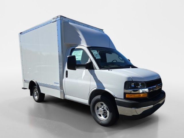 2024 Chevrolet Express Base