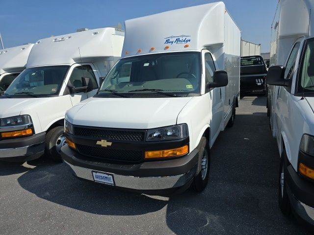 2024 Chevrolet Express Base