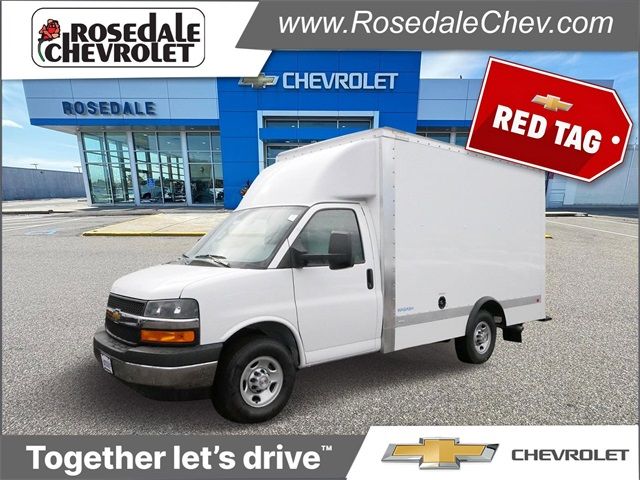 2024 Chevrolet Express Base