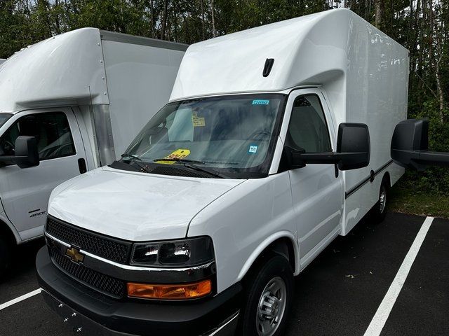 2024 Chevrolet Express Base