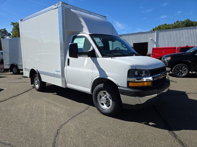 2024 Chevrolet Express Base