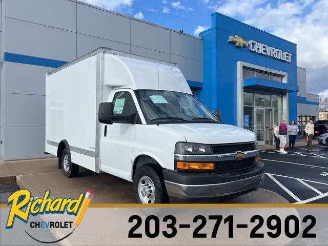 2024 Chevrolet Express Base