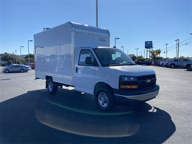 2024 Chevrolet Express Base