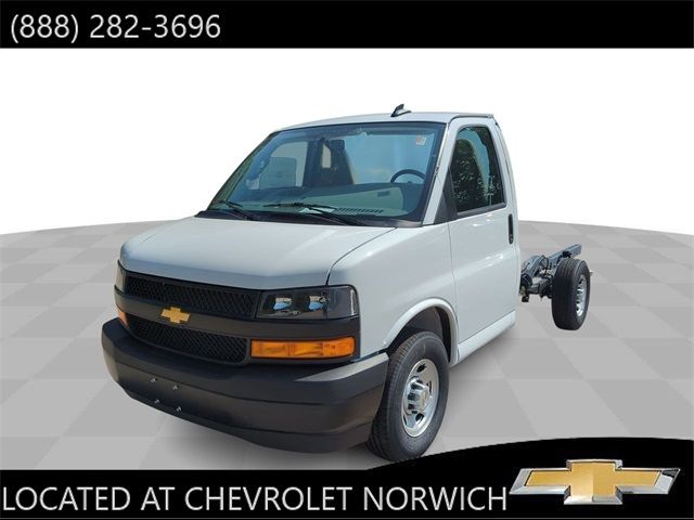 2024 Chevrolet Express Base