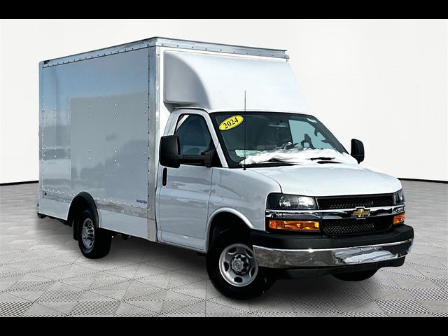 2024 Chevrolet Express Base