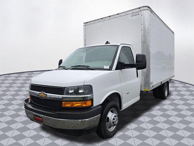 2024 Chevrolet Express Base