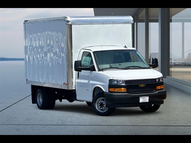 2024 Chevrolet Express Base