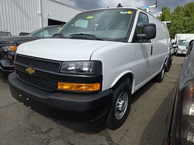 2024 Chevrolet Express Base