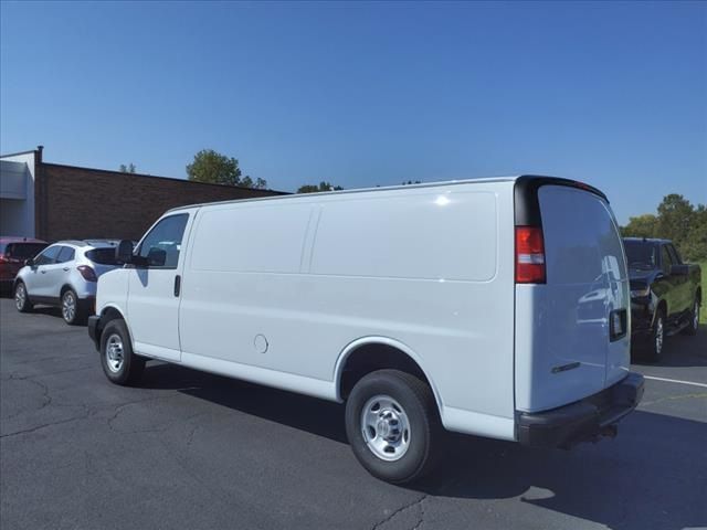 2024 Chevrolet Express Base