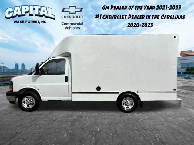 2024 Chevrolet Express Base