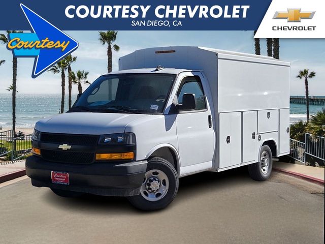 2024 Chevrolet Express Base