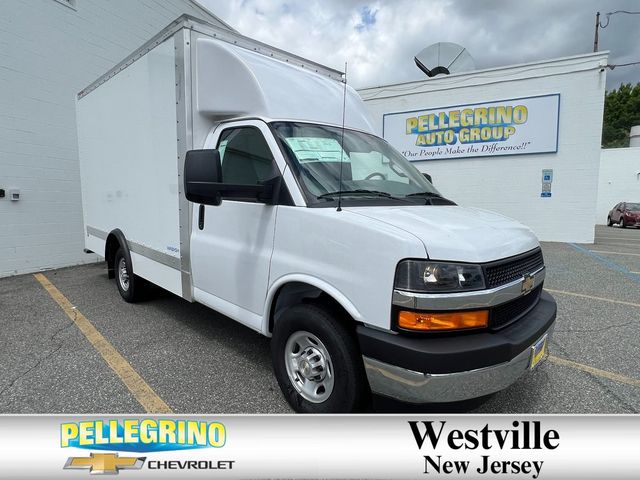 2024 Chevrolet Express Base