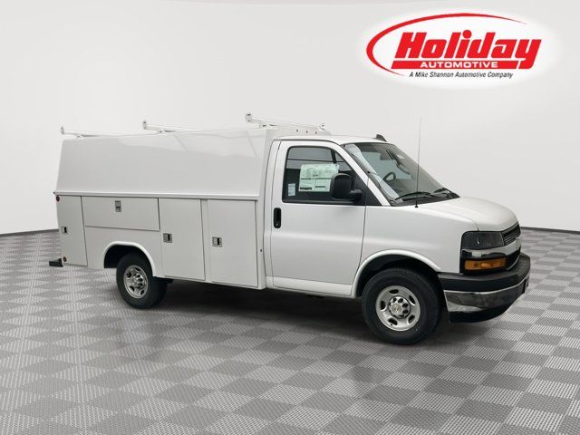 2024 Chevrolet Express Base