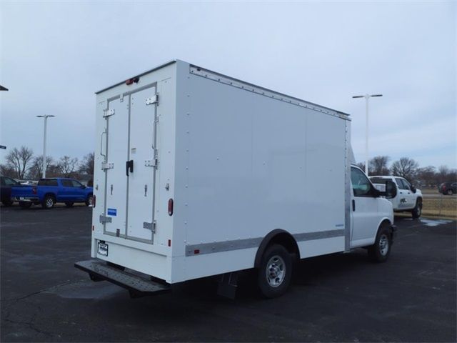 2024 Chevrolet Express Base