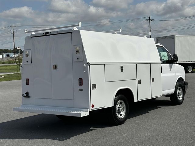 2024 Chevrolet Express Base