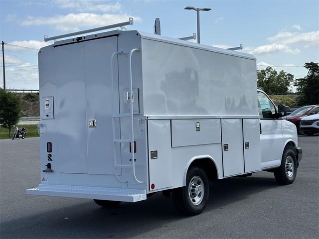 2024 Chevrolet Express Base