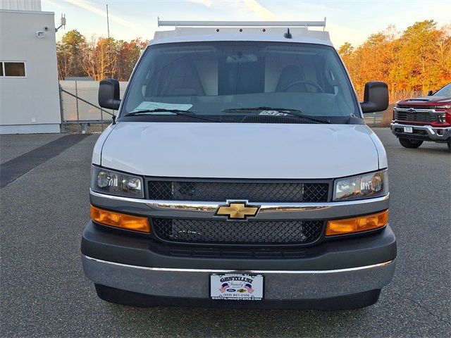 2024 Chevrolet Express Base