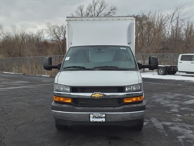 2024 Chevrolet Express Base